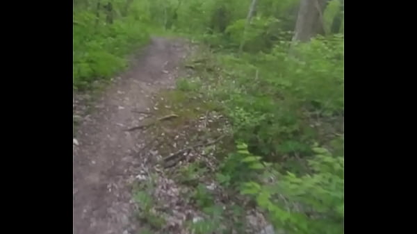 Play MP4 - Risky walk on bike path