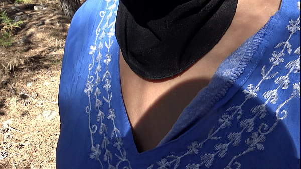 Play MP4 - cheating moroccan wife Nador outdoor sex