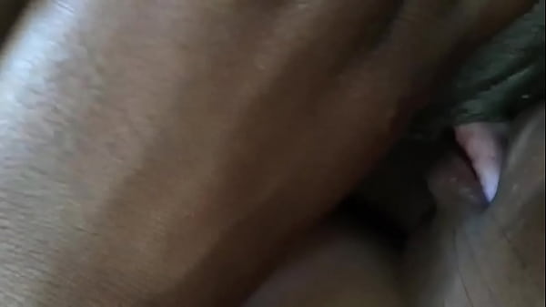 Nonton Chocolate Pussy Taste Better thumbnail