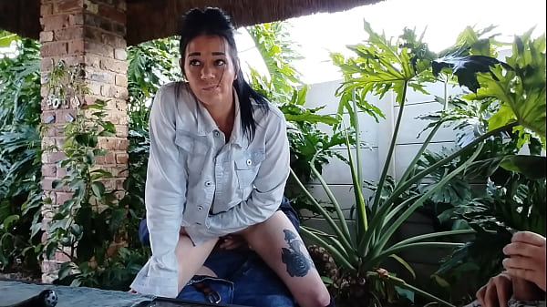 Play MP4 - What just happened&quest;