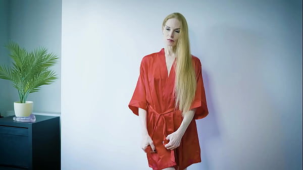 Nonton Hot Gangbang With The Hot Milf From Austria thumbnail