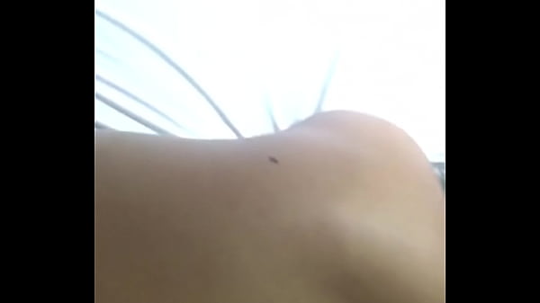 Play MP4 - Safada indo rola