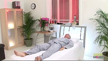 Nonton These Nurses Really Care For Their Patients. This Patient Needs His Big Dick Examined, So The Milf Does It Nicely. First They Fuck The Patient In Various Positions And Then Suck His Dick Until He Cums thumbnail