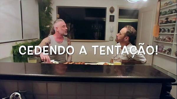 Cedendo A Tenta&ccedil;&atilde;o! Parte 1 thumbnail