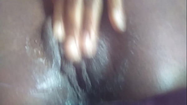 Fat Pussy Squirts From Dildo 