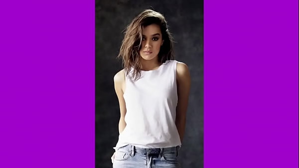 Nonton Stunning Hailee Steinfeld A Sight To Behold thumbnail