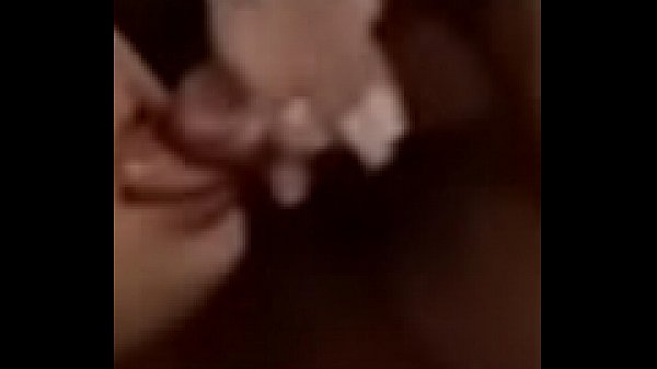 Play MP4 - Latte in bocca Mony