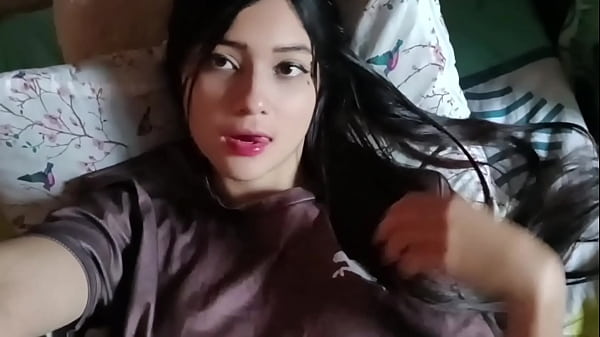 Nonton Colombian Woman Masturbates With Her Math Teacher thumbnail