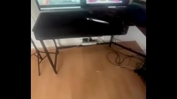 Tribute Lovegives cum to Hotty Puttta