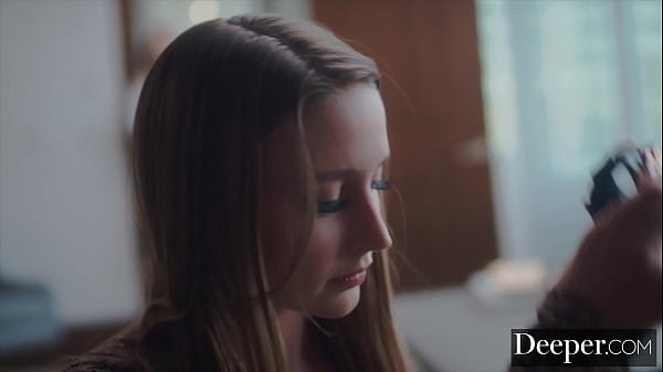 Play MP4 - Deeper&period; Blake takes control when her boyfriend's ex shows up