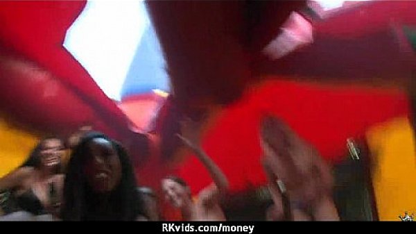 Nonton Sexy Teen Nails Her Butt On Hard Dick For Cash 2 thumbnail