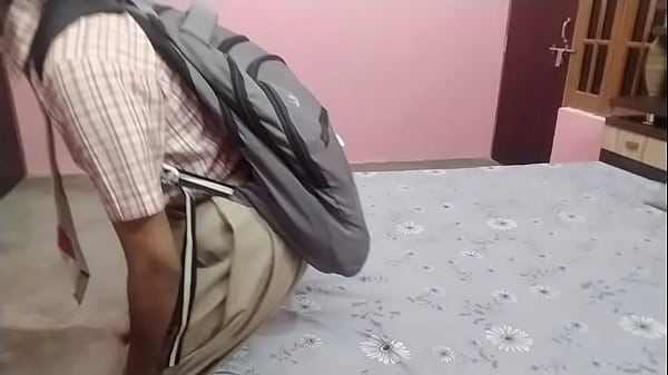 Nonton The Cute Sexy School Girl Blowjob And Hardcore Doggy Style Sex With Big Cock thumbnail