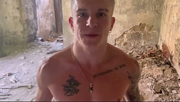 A gullible twink services a big-dicked man in an abandoned building and gets a big load of cum on his face.