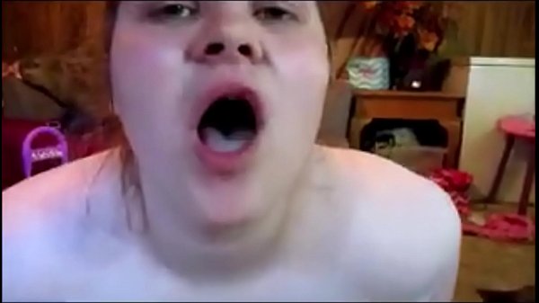 Nerdy girl sucks dick letting him finish in her mouth then swallow it all