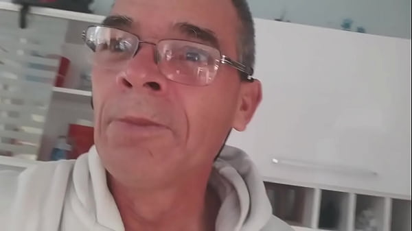 Play MP4 - Vov&ocirc; Tik Tok fudendo gostosinho