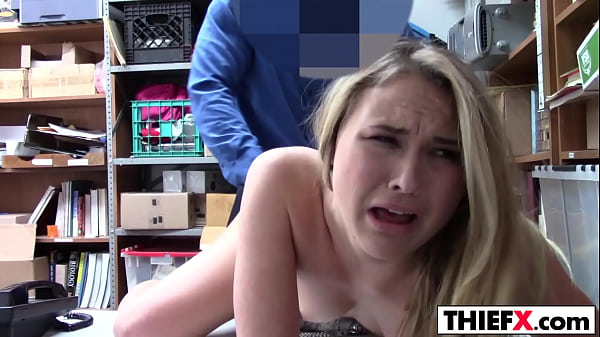 This Gal_Is Pretty And A_Thief