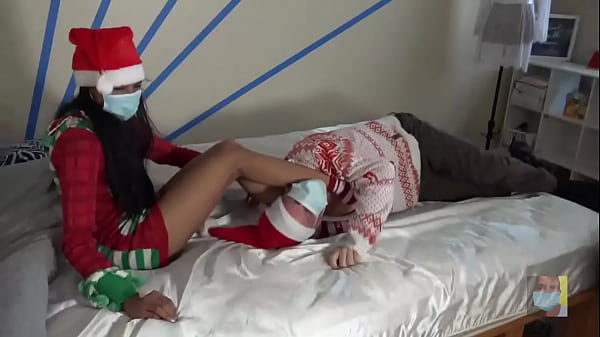 Play MP4 - Happy Holidays from Covid Couple