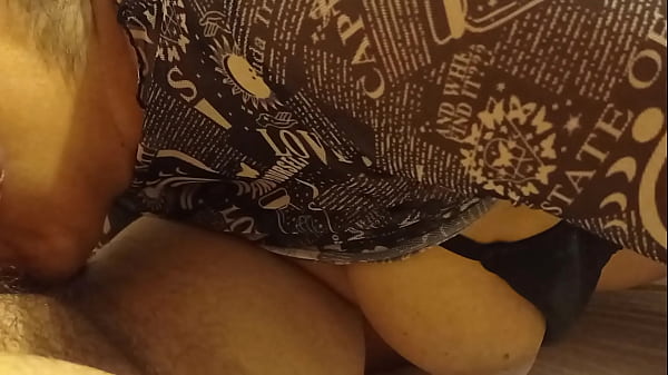 Play MP4 - Cuando trae muchas ganas de coger&comma; la ropa se queda puesta &lpar;video completo en red&rpar;