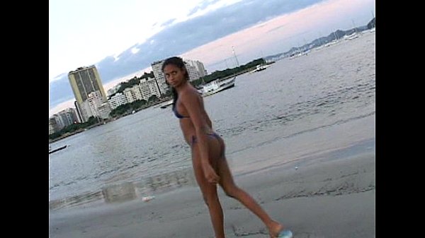 Play MP4 - Metro - Globetrotting 06 - scene 2