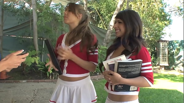 Ella Milano, Evelin Rain And Layla Rose Have A Hot Lesbian Threesome. thumbnail