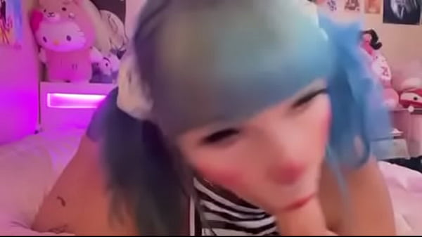 Play MP4 - Clown sucks cock