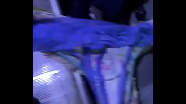 Tangas de diferentes_mujeres