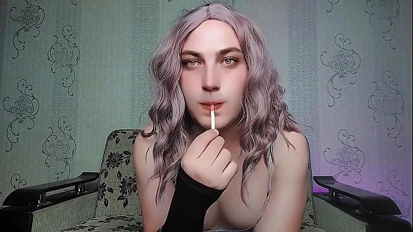 Sexy Ladyboy Striptease Solo Performance Hot Short Dress Big Ass thumbnail