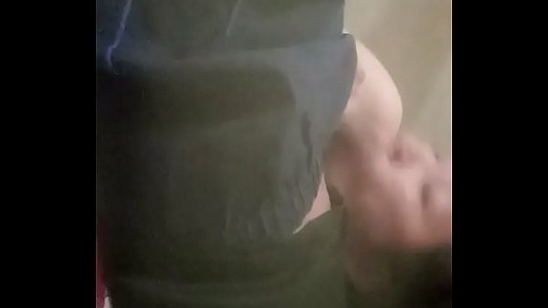 Chị g&aacute;i ngọc hiền b&uacute; cu 2