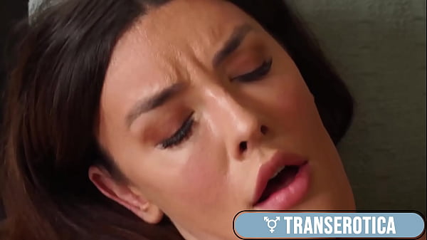 Sex In The Ass! Trans Nymphos Leah Hayes & Zariah Aura Fuck Each Other! 