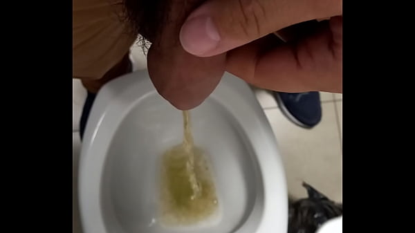 Play MP4 - Mijando no trabalho