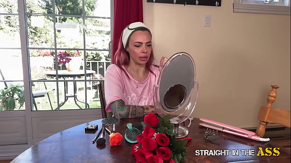 Nonton Straight In The Ass - A Petite Babe Is Fucked In The Ass By Her Stepdad thumbnail