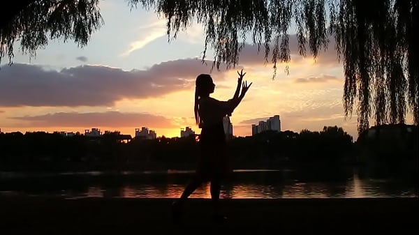 Vicky Avoid_ambiguity