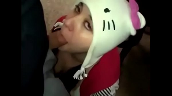 Me la mama la chica hellokitty