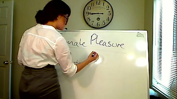 Play MP4 - SEX ED TEACHER SHOWS PUSSY ROLEPLAY