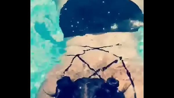 Hot wife sucks black Bull in swimming pool 