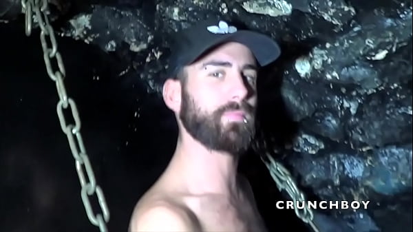 Jess Royan Fucked Barebakc By Arab And Latino With Piss Humliation thumbnail