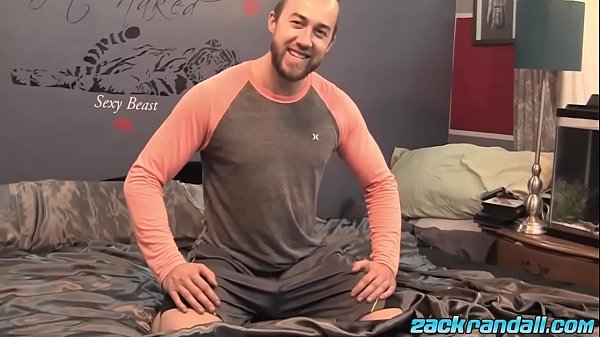 Play MP4 - Bearded and hairy hunk plays with his cock and balls