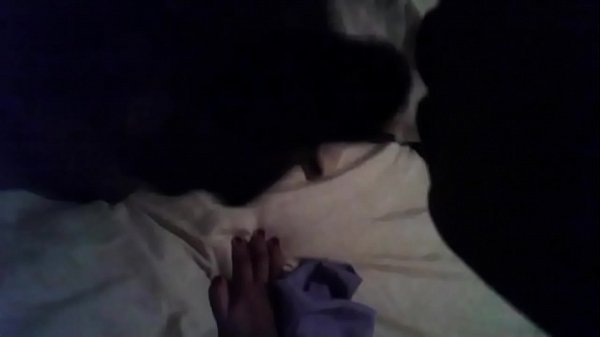 Recebendo um oral da novinha