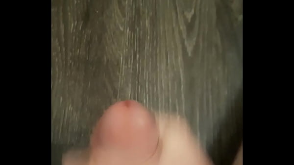 Nonton Cum On Floor thumbnail