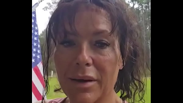 Happy Thirsty Thursday. Sending prayers to all those in the path of Helene. Have a blessed day! TheHotGilfTour 