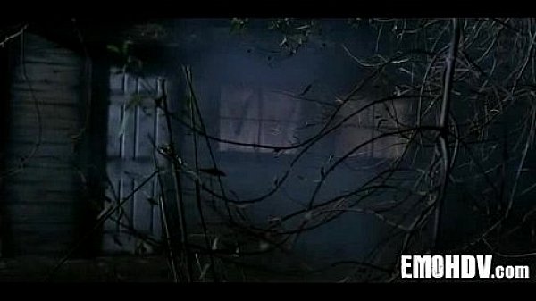 Nonton Emo Babe With Tats Gets Some Dick 240 thumbnail