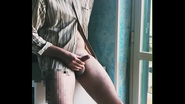 Play MP4 - I jerk off in front of the window hoping someone sees me