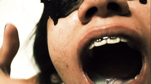 EmmaJack Facefuck and Golden Shower