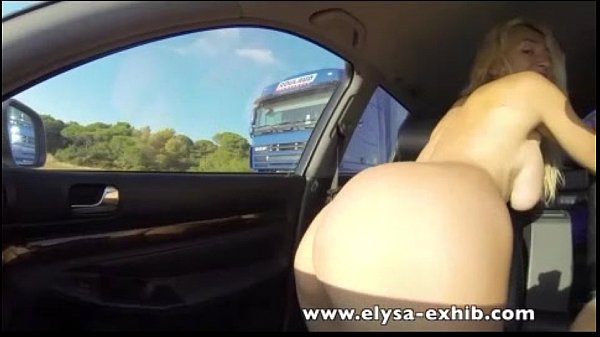 Play MP4 - Public sex in the highway