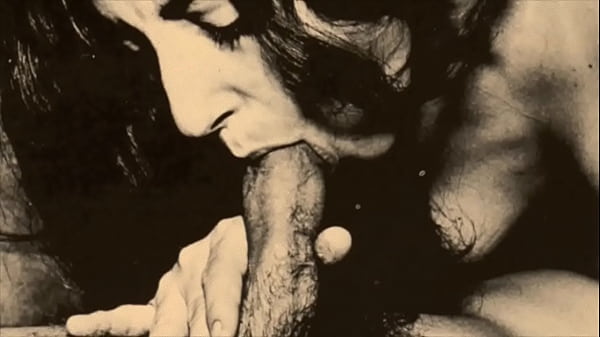 Vintage Milf At Home thumbnail