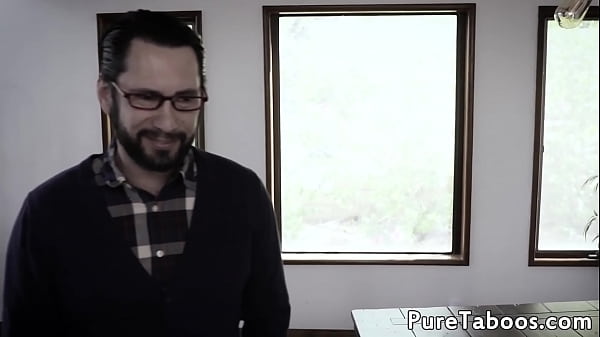 Pussyfucked 18yo_babe blows stepdads balls