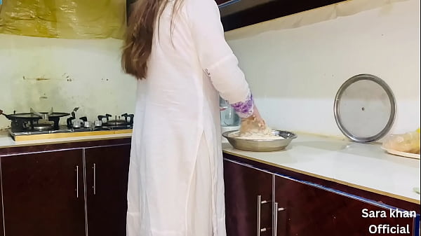 Nonton My Pakistani Sister-in-law Is Now Hungry For My Dick thumbnail