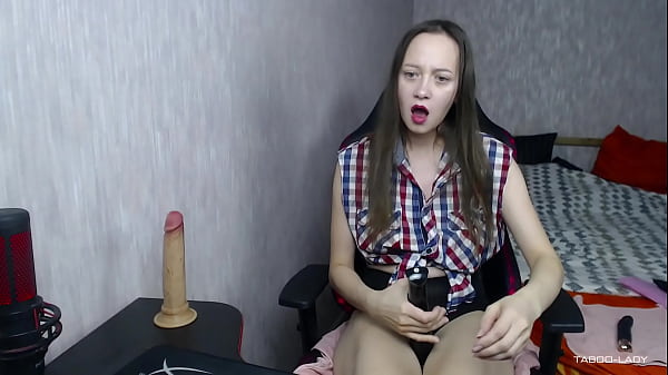 Sexy Mature White Milf Loves To Fuck thumbnail