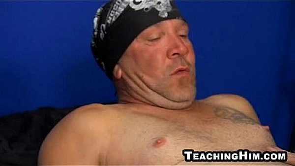 Twink Stud Preston Andrews Sucking On A Hard Cock thumbnail