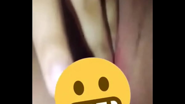 Dese&aacute;ndose sola 